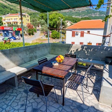 Apartment Magazini Petrovac Buitenkant foto