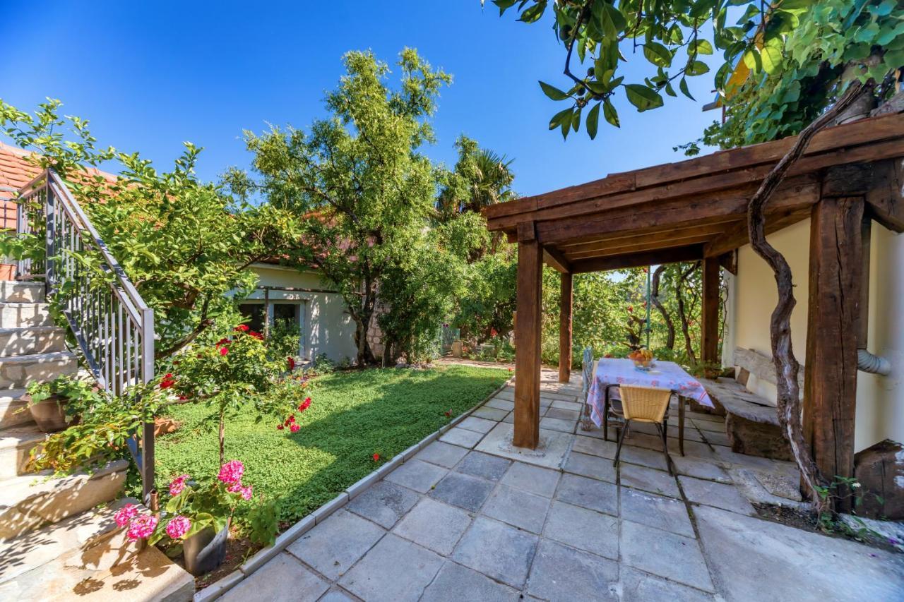 Apartment Magazini Petrovac Buitenkant foto