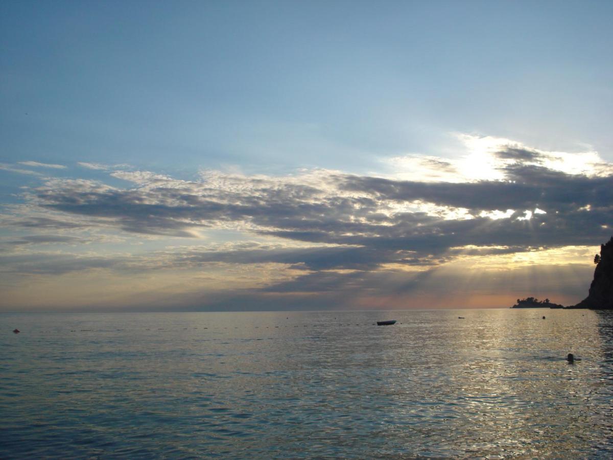 Apartment Magazini Petrovac Buitenkant foto