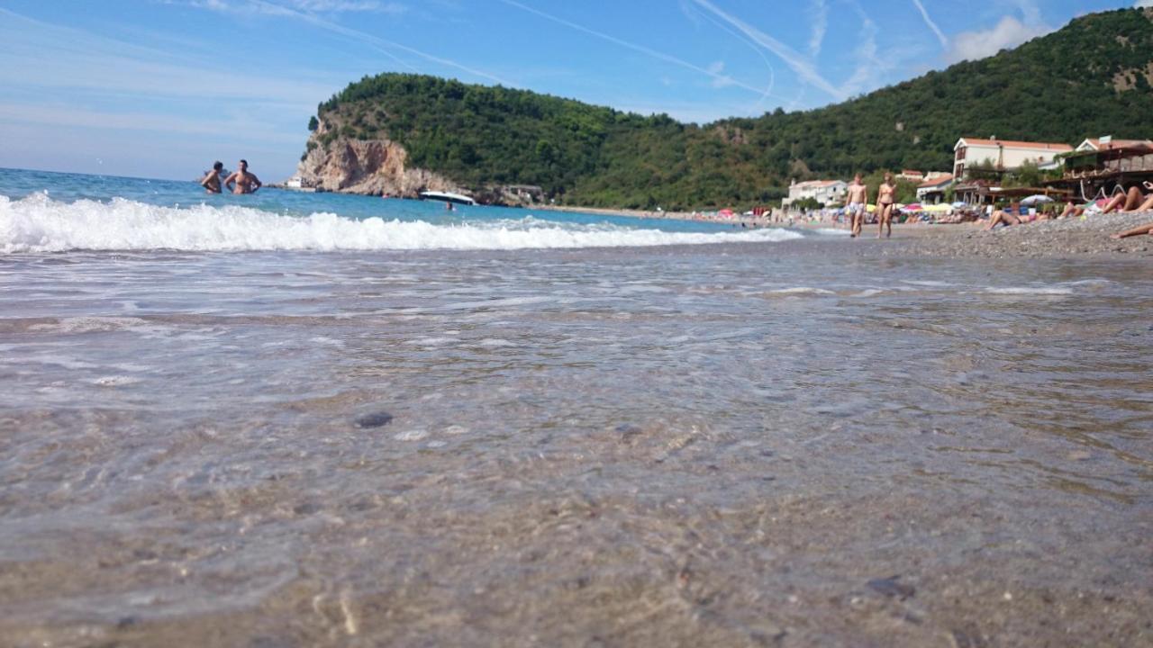 Apartment Magazini Petrovac Buitenkant foto